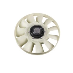 Fan with clutch